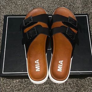 MIA sandals